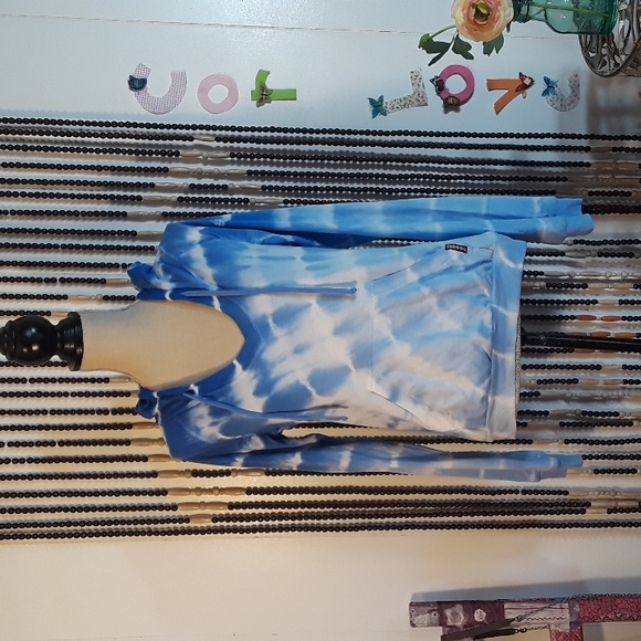 HARD TAIL HOODIE - Picture 4 of 13